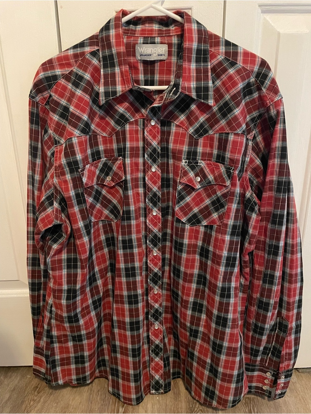 Wrangler Rancher Red & Black Plaid Pearl Snap Button-Down Shirt - Men’s XL